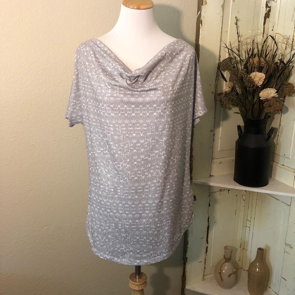 ⭐️Mountain Hardwear Tunic